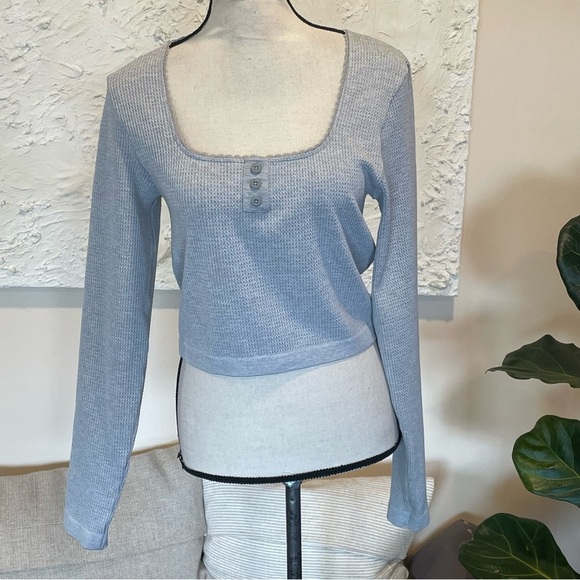 Fabletics Women's Cable Knit Long-Sleeve Top Grey Heather size XL NWT - Picture 2 of 6